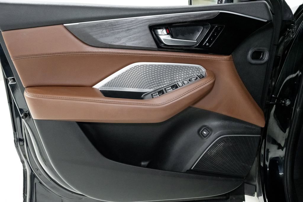 Used 2023 Acura MDX SH-AWD w/ Advance Package image 7