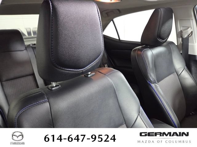 Used 2017 Toyota Corolla SE w/ SE Premium Package FWD image 20