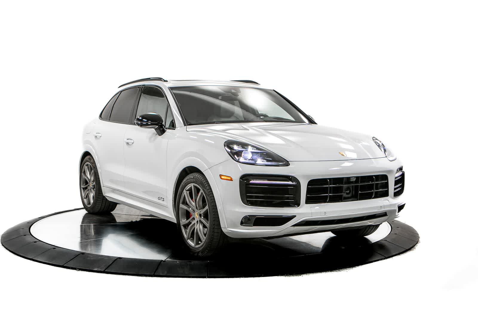 Certified 2023 Porsche Cayenne GTS w/ Premium Package Plus AWD/4WD image 9