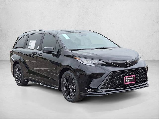 New 2026 Toyota Sienna XSE FWD image 7