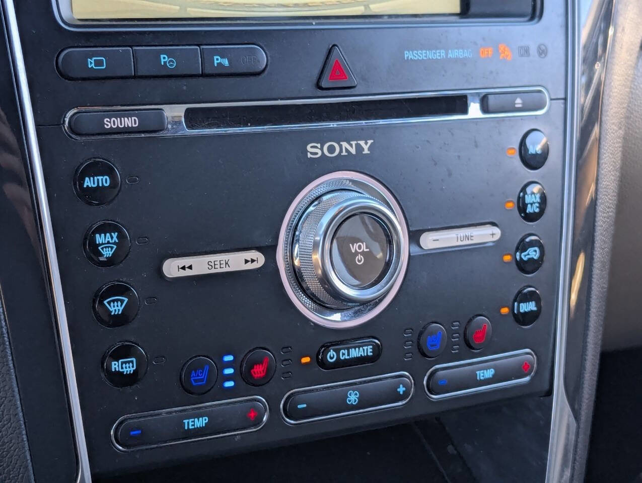 Used 2017 Ford Explorer Limited w/ Equipment Group 301A image 32