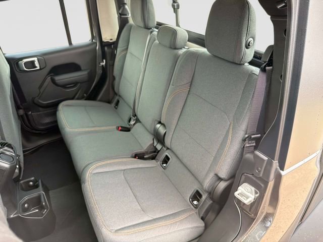 New 2026 Jeep Gladiator Sport AWD/4WD image 14