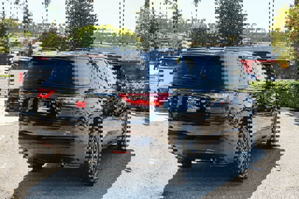 Used 2020 Chevrolet Traverse RS w/ LPO, Cargo Package image 7