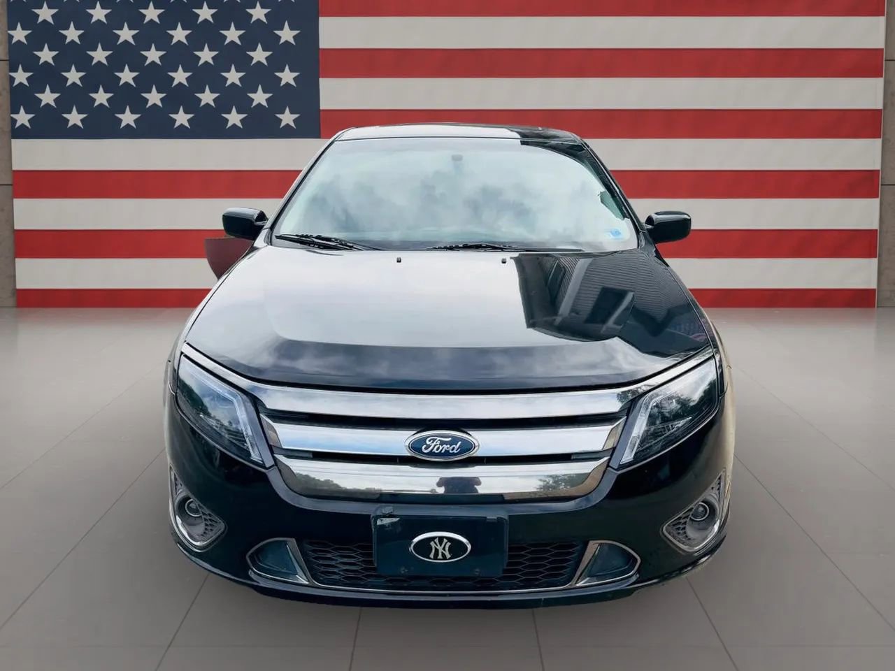 Used 2012 Ford Fusion Sport FWD image 2