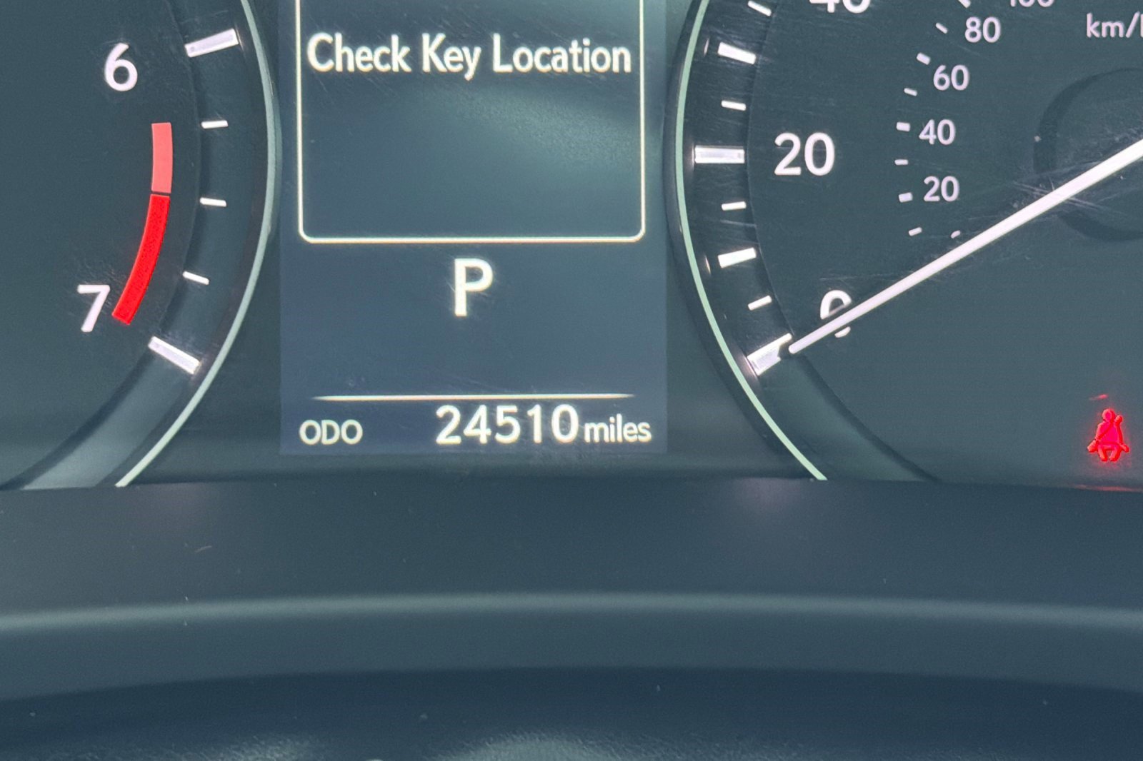 Certified 2022 Lexus RX 350L Premium w/ Premium Package AWD/4WD image 35