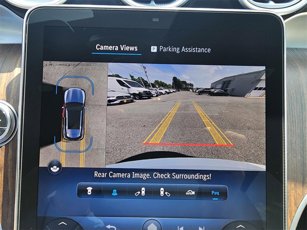 Used 2025 Mercedes-Benz GLC 300 image 20