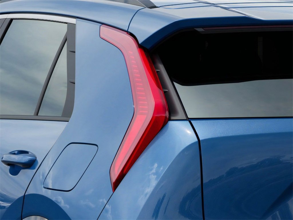 New 2025 Kia Niro EX Touring image 11