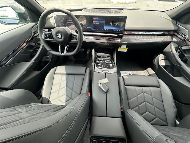 New 2027 BMW 530i xDrive w/ M Sport Package AWD/4WD image 6