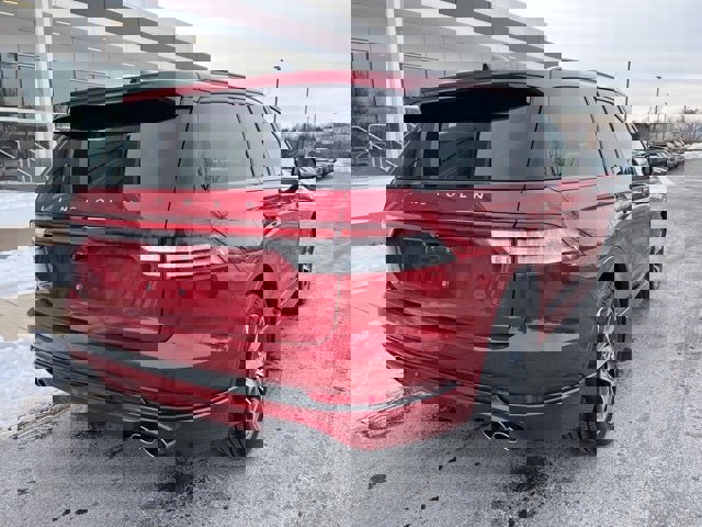 Used 2025 Lincoln Aviator AWD w/ Jet Appearance Package image 8