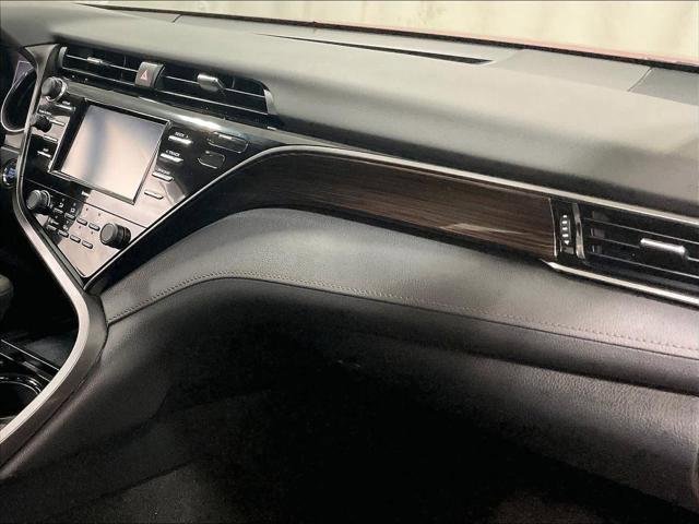 Used 2020 Toyota Camry LE w/ Convenience Package FWD image 14