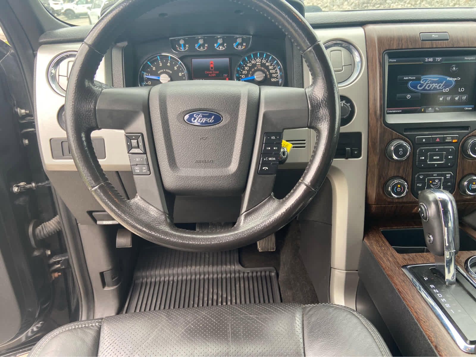 Used 2014 Ford F150 Lariat w/ Equipment Group 502A Luxury image 20