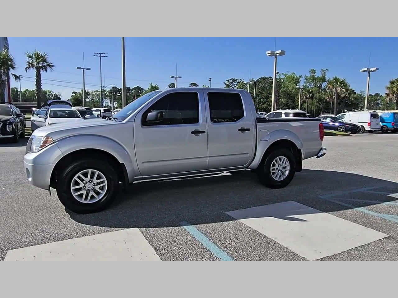 Used 2019 Nissan Frontier SV w/ Value Truck Package image 23