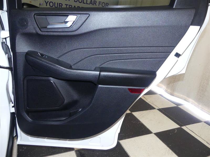 Used 2022 Ford Escape SEL w/ Technology Package FWD image 28