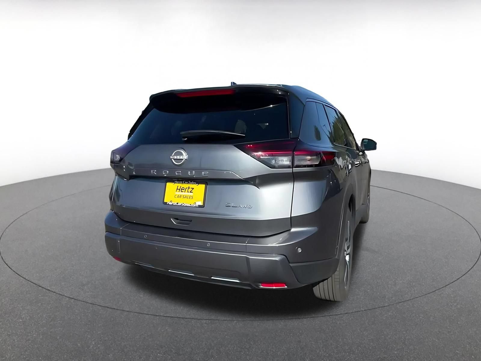Used 2026 Nissan Rogue SL AWD/4WD image 12