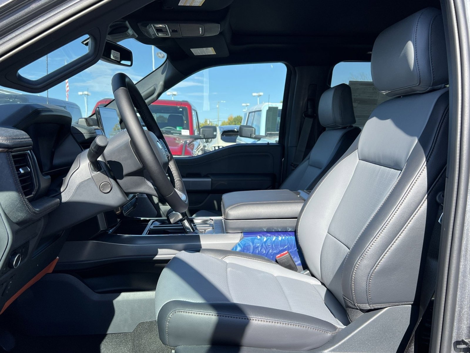 New 2025 Ford F150 Lightning Lariat image 13