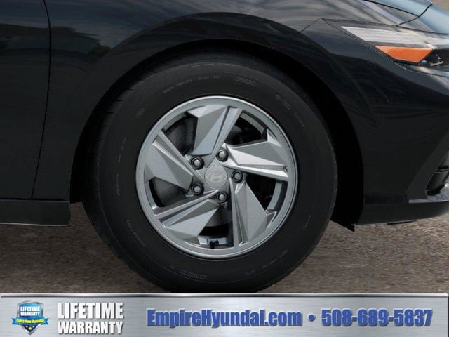 New 2026 Hyundai Elantra SE image 8