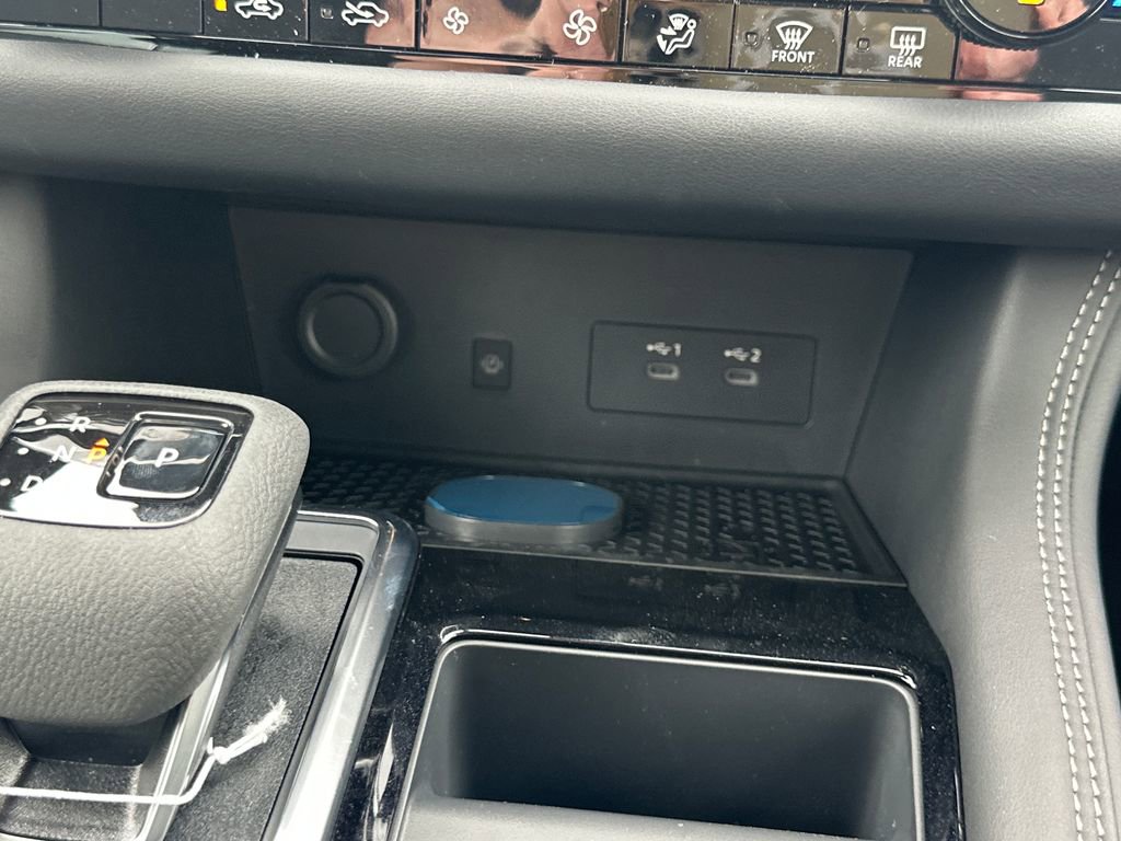 New 2026 Nissan Pathfinder Platinum AWD/4WD image 24