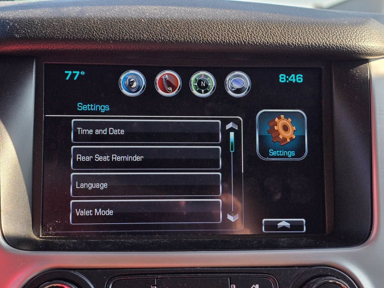 Used 2020 GMC Yukon SLE w/ HD Trailering Package AWD/4WD image 16