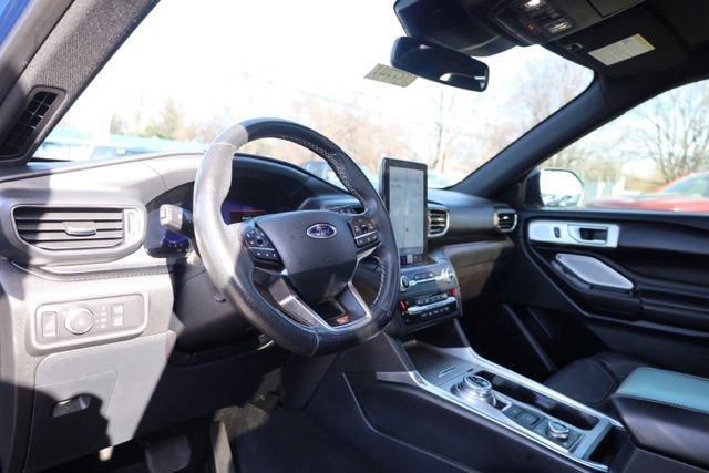 Used 2020 Ford Explorer ST w/ Premium Technology Package image 19