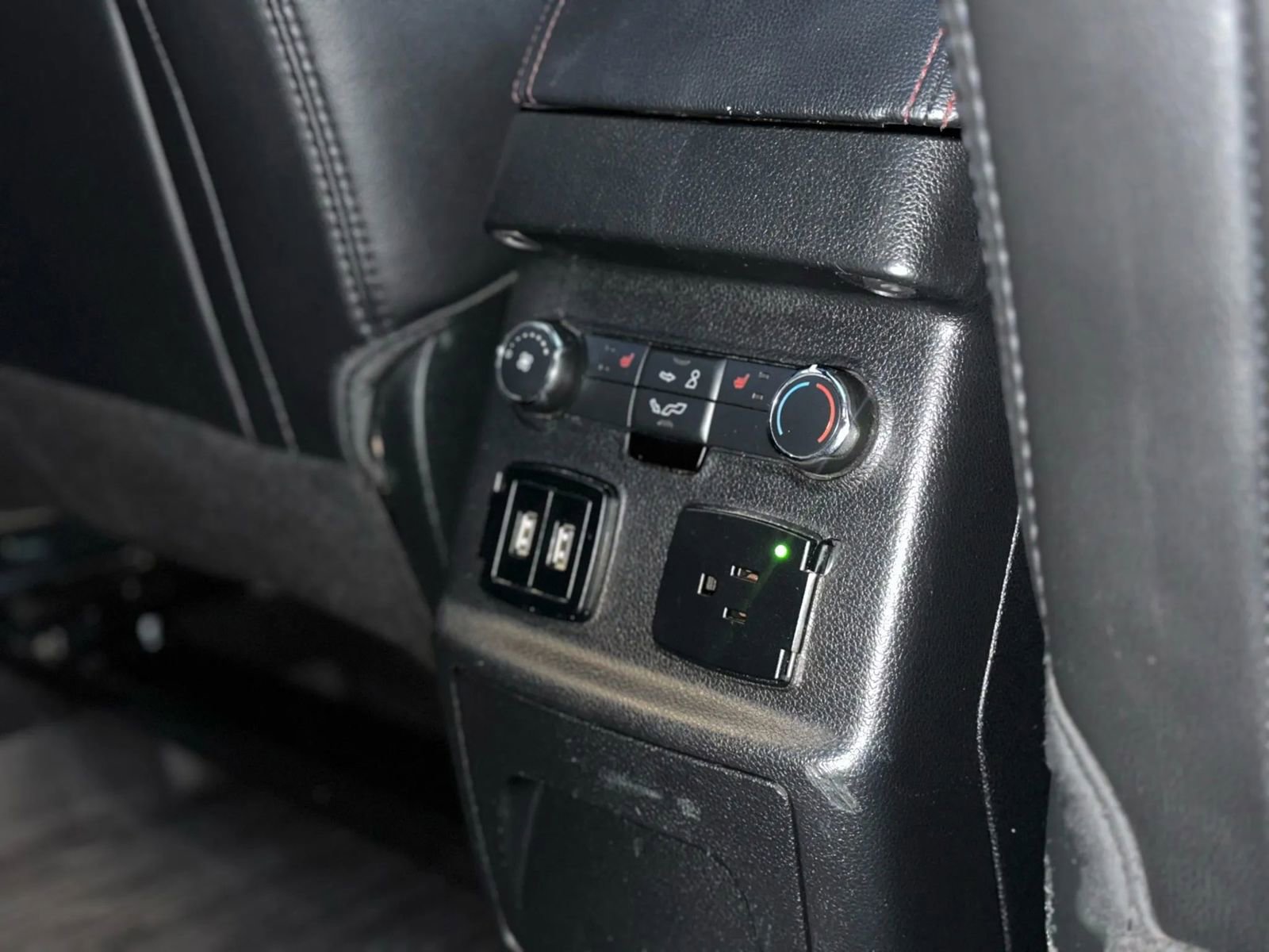 Used 2018 Ford Explorer Sport w/ Equipment Group 401A image 28