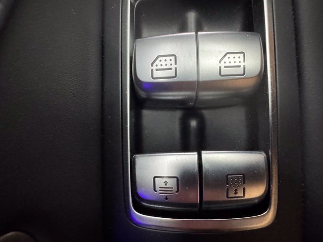 Used 2015 Mercedes-Benz S 600 image 22