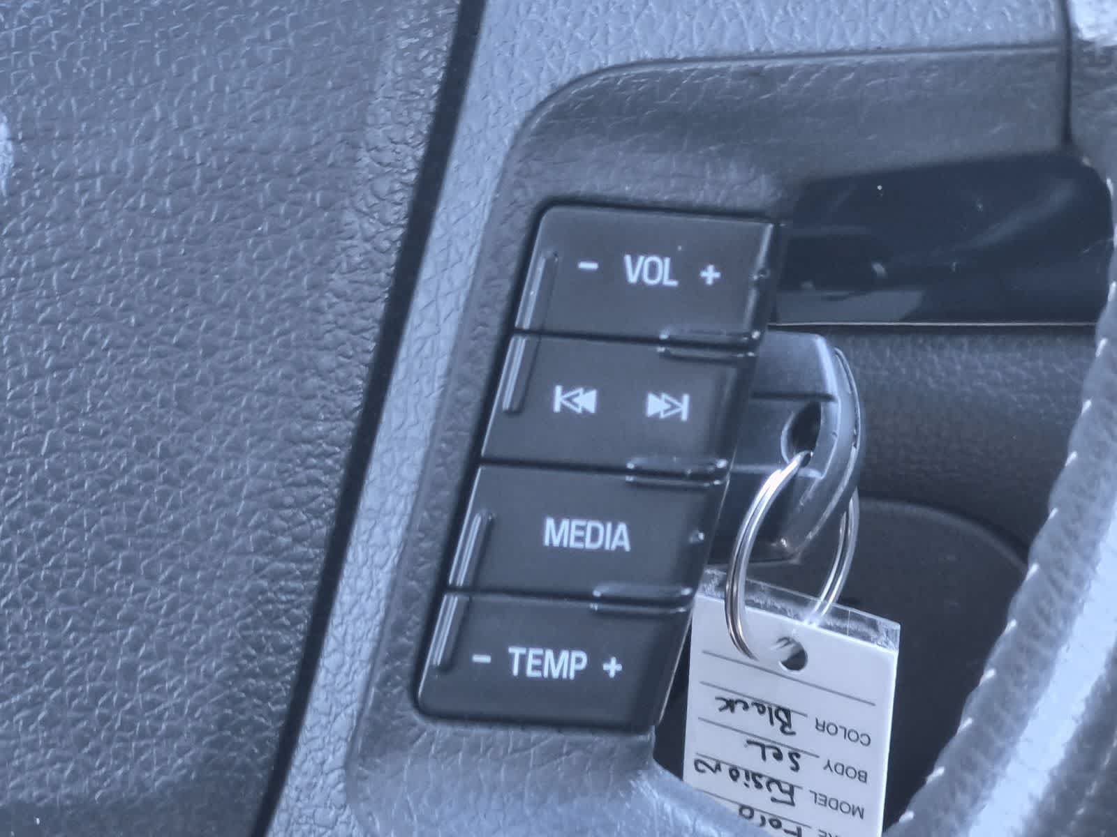 Used 2007 Ford Fusion SEL FWD image 26