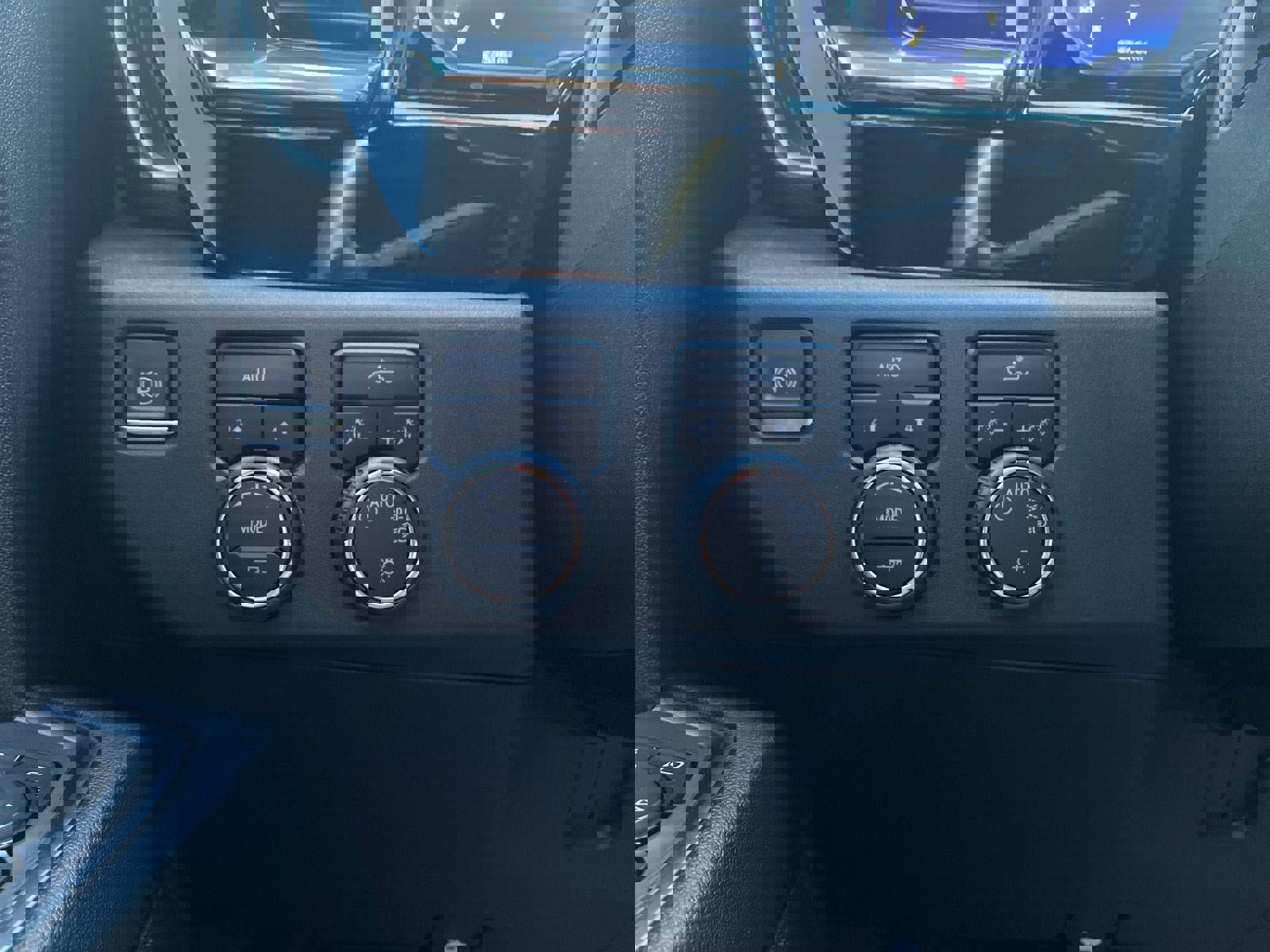 Certified 2024 Chevrolet Silverado 1500 LT image 48