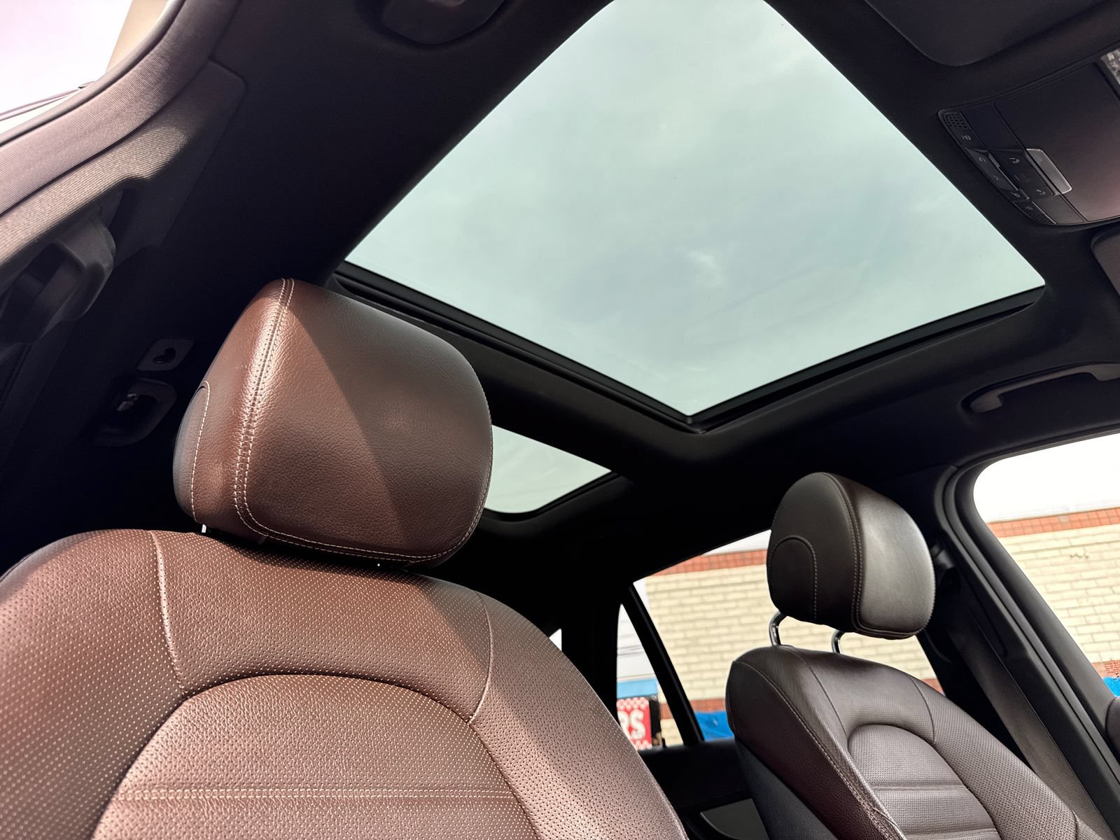 Used 2018 Mercedes-Benz GLC 43 AMG 4MATIC image 10