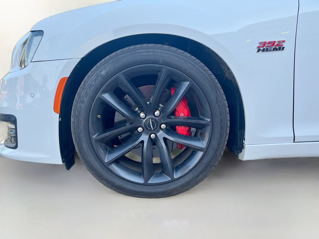 Used 2023 Chrysler 300 C RWD image 33