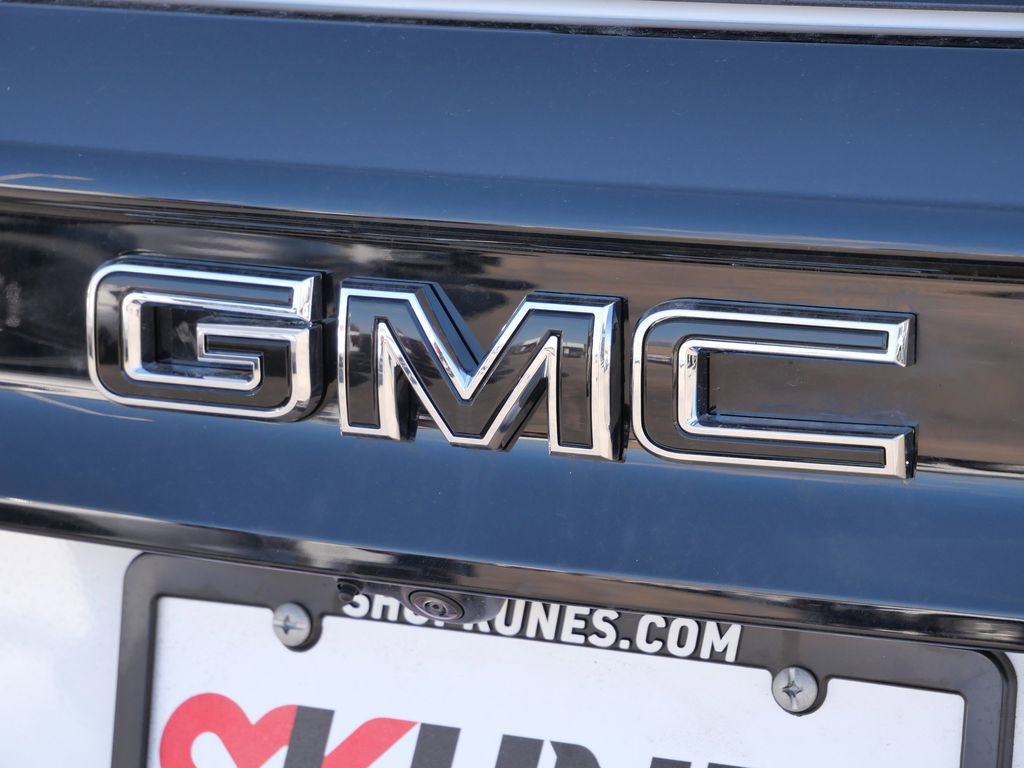 New 2026 GMC Acadia Elevation w/ Black Edition AWD/4WD image 13