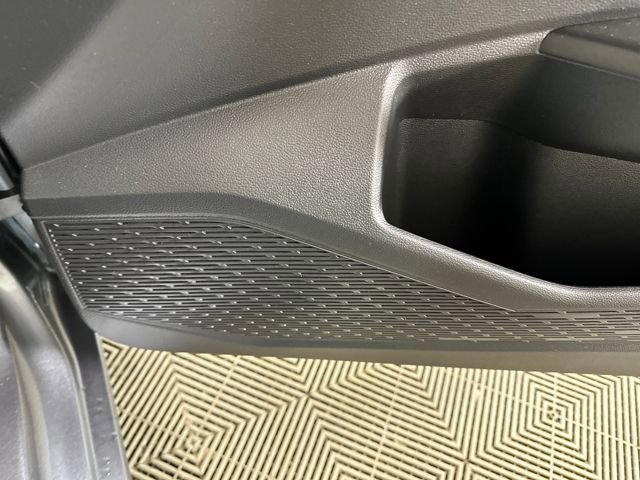 Used 2023 Volkswagen Jetta SE image 28