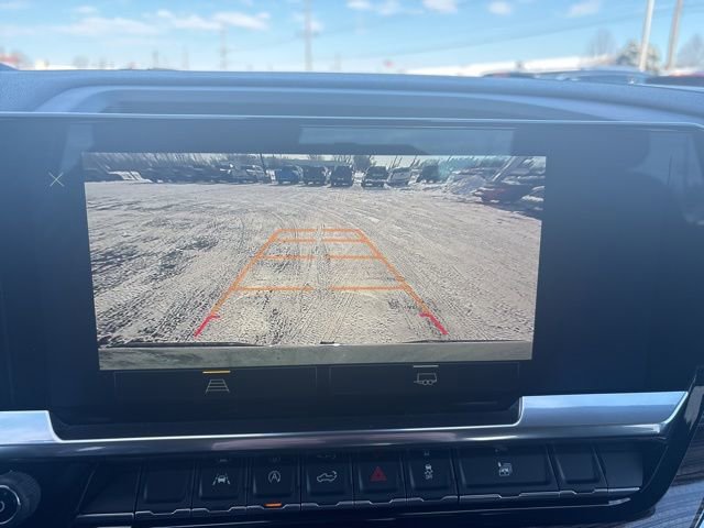 Used 2025 Chevrolet Silverado 1500 LT image 14