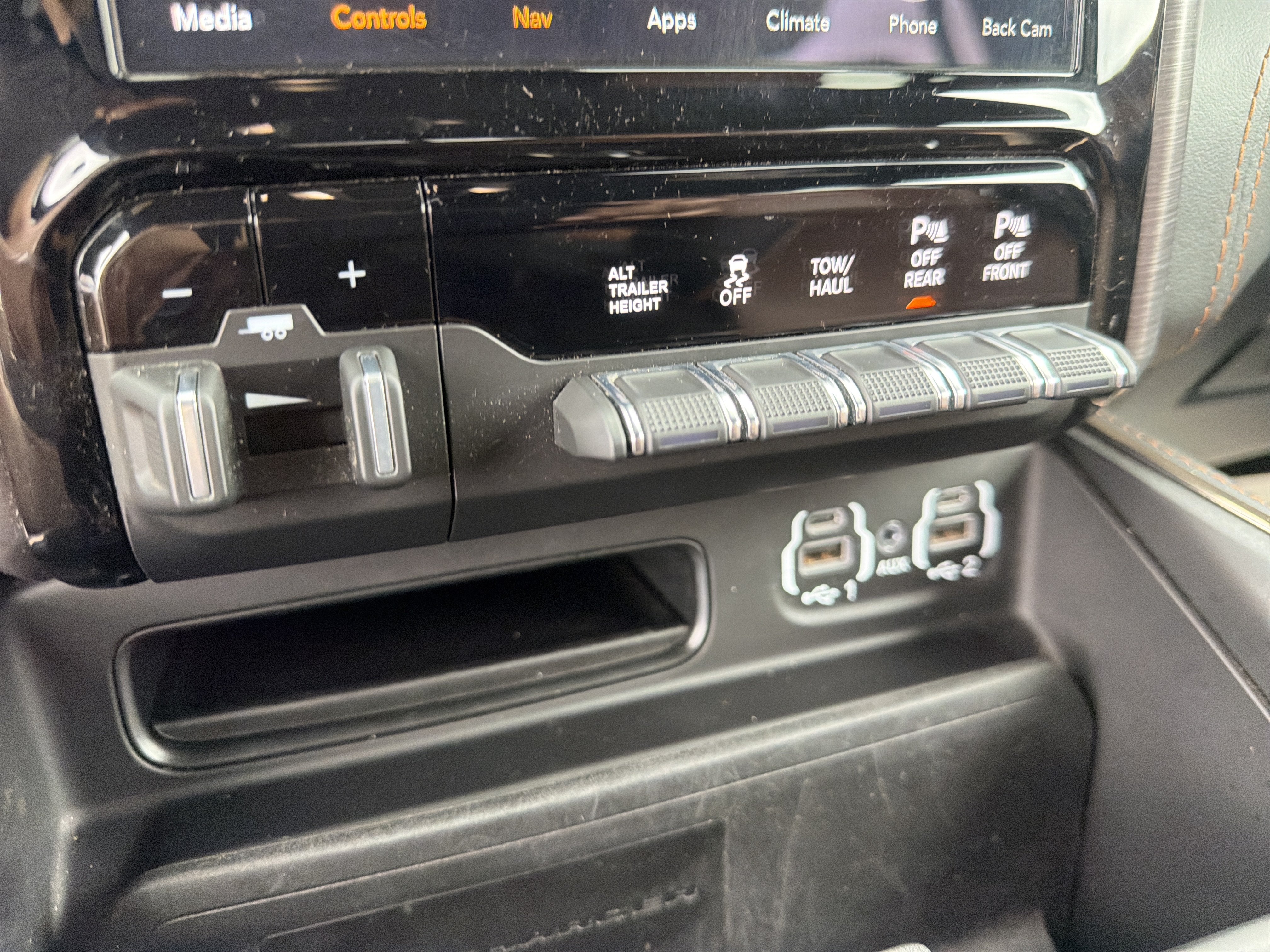 Used 2020 RAM 3500 Limited AWD/4WD image 29