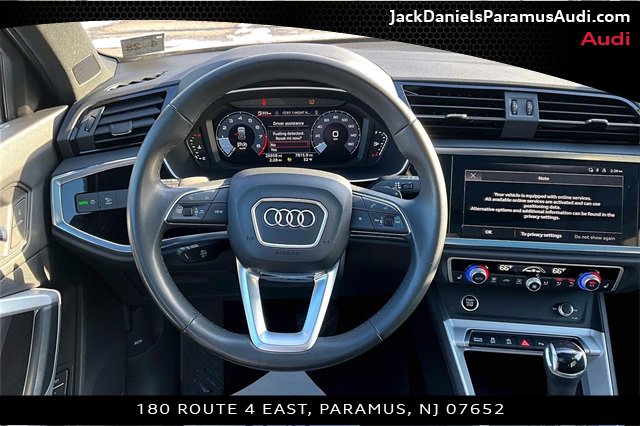 Used 2023 Audi Q3 2.0T Premium w/ Convenience Package image 5