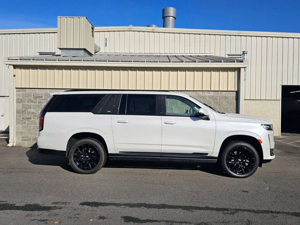 Certified 2023 Cadillac Escalade ESV Sport Platinum image 10