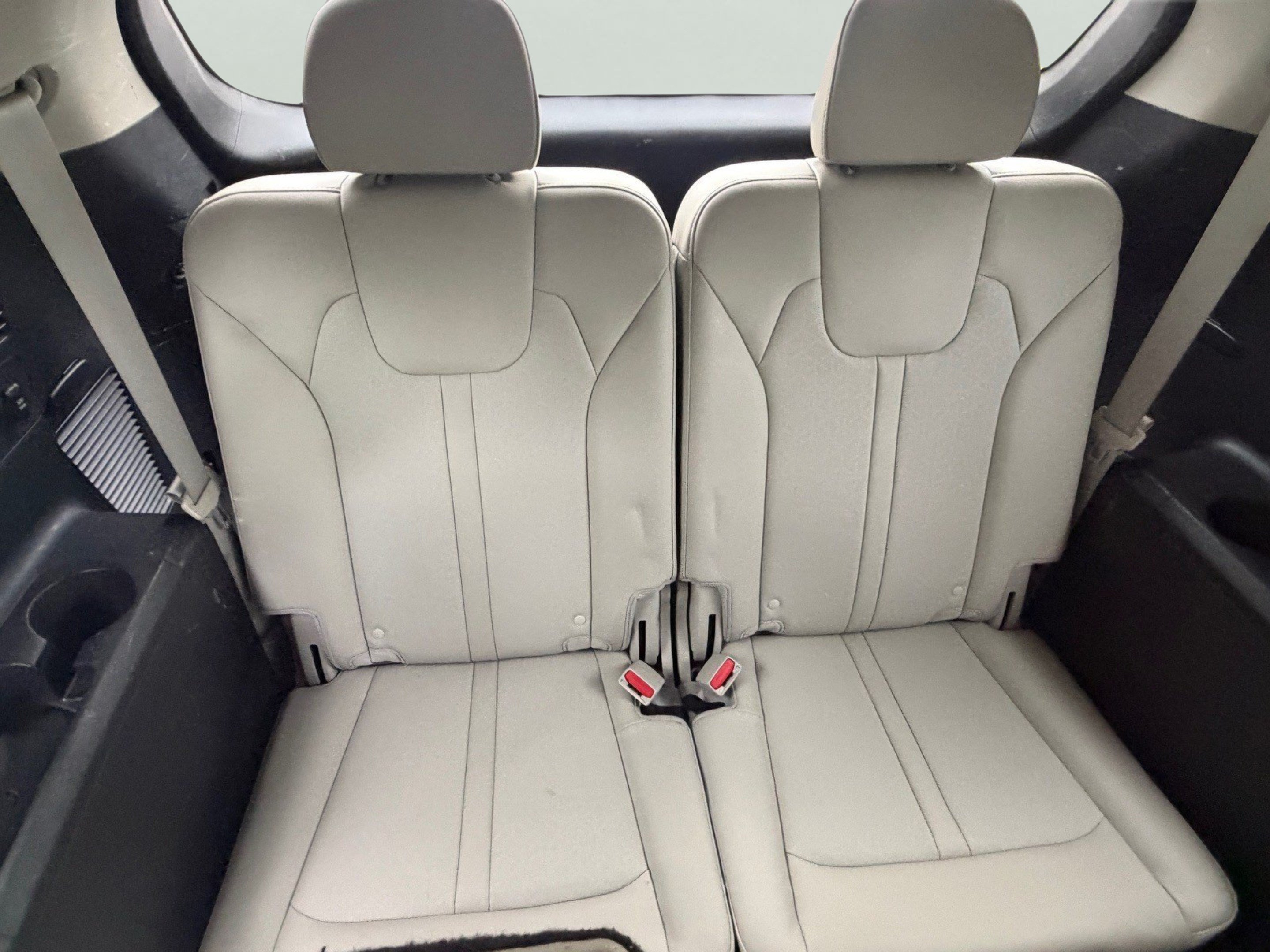 Used 2021 Kia Sorento S FWD image 30