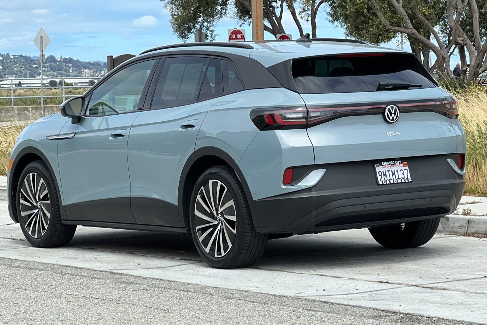 Used 2024 Volkswagen ID.4 S RWD image 6