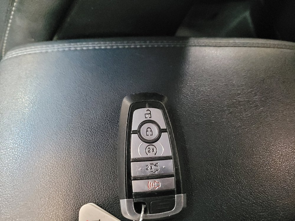 Used 2019 Ford Edge SEL w/ Equipment Group 201A FWD image 32