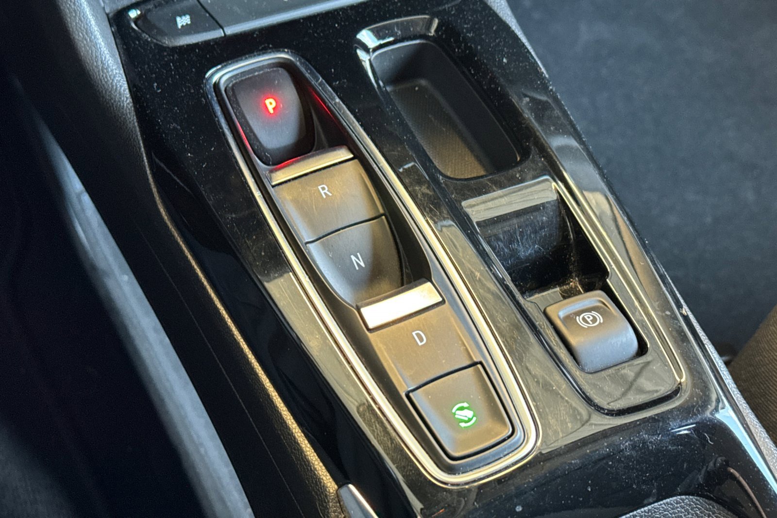 Used 2023 Chevrolet Bolt EUV LT w/ Comfort Package image 29