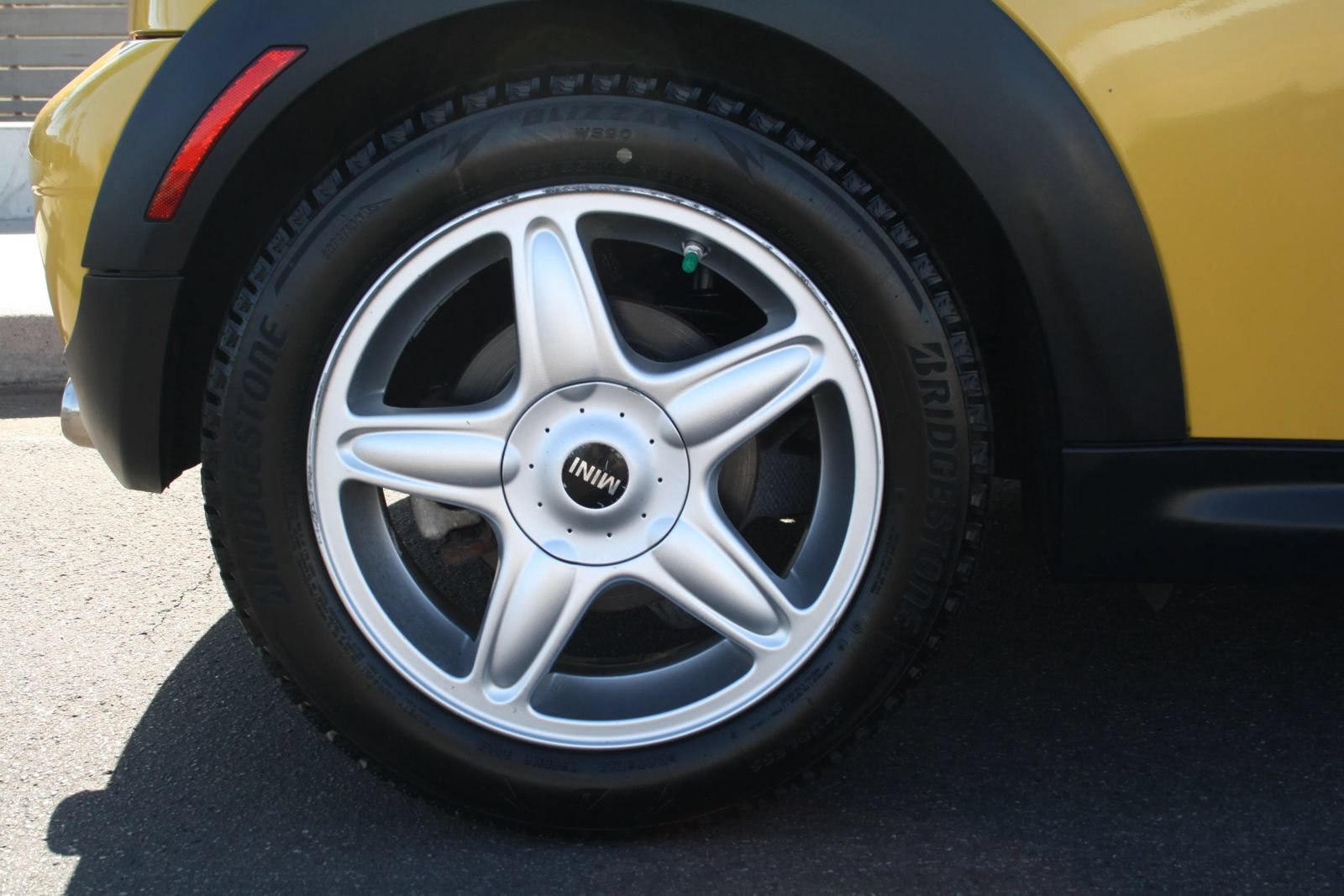 Used 2009 MINI Cooper Hardtop FWD image 16
