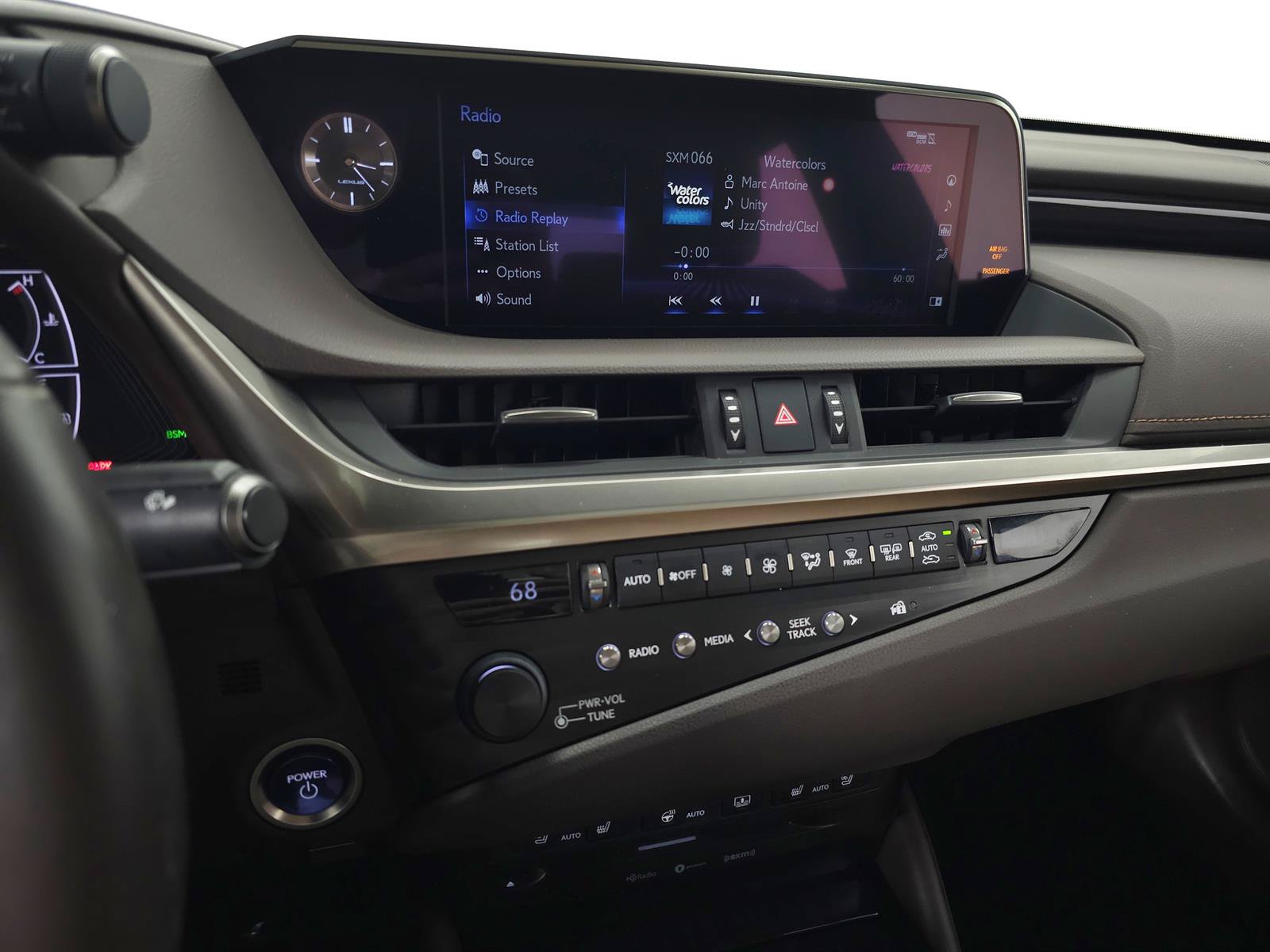 Used 2020 Lexus ES 300h w/ Accessory Package 2 FWD image 22