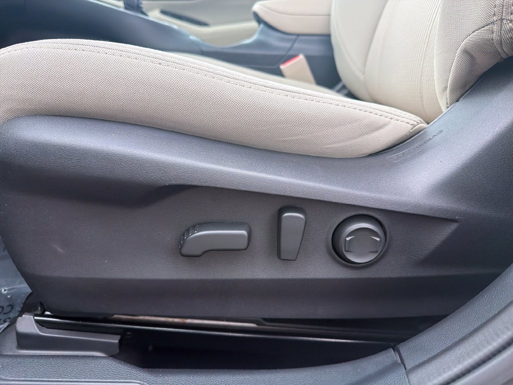 Used 2022 Subaru Legacy Premium AWD/4WD image 24