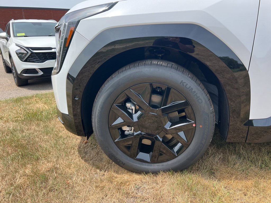 New 2026 Kia EV9 Land w/ Nightfall Edition Package image 7