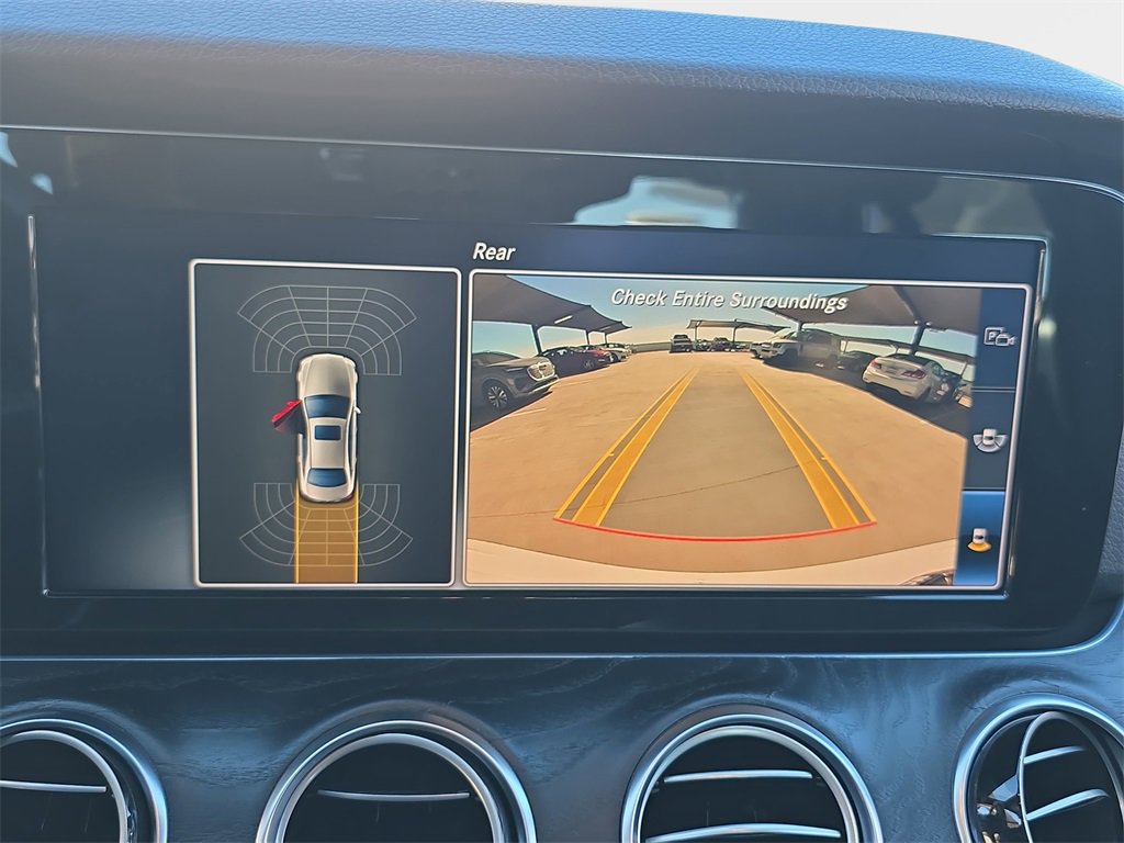 Used 2018 Mercedes-Benz E 300 image 26