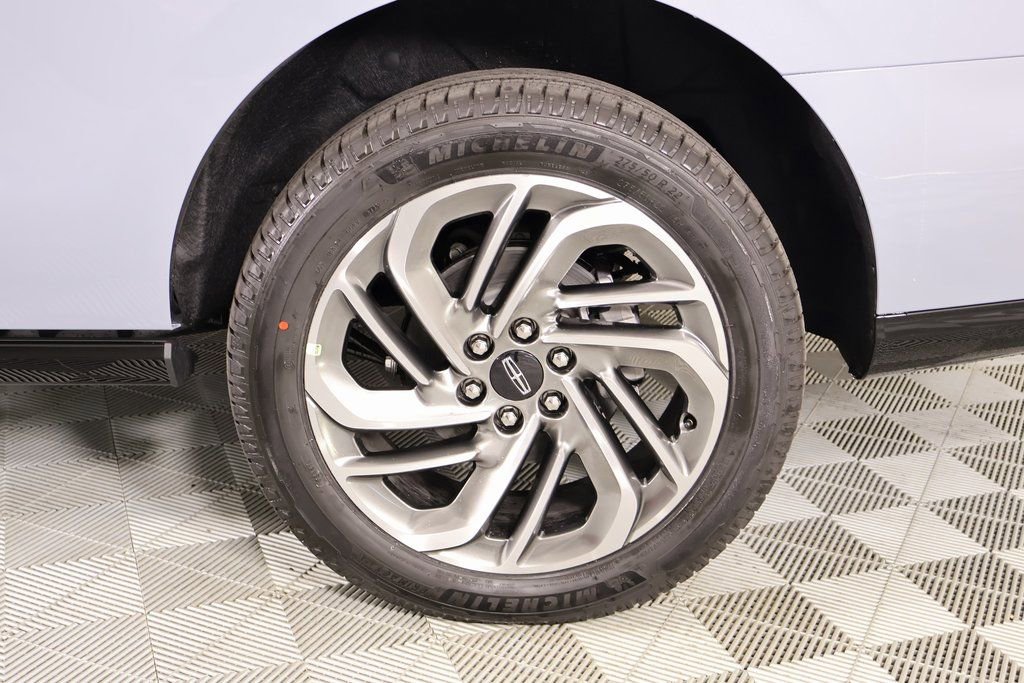 New 2025 Lincoln Navigator Reserve AWD/4WD image 20