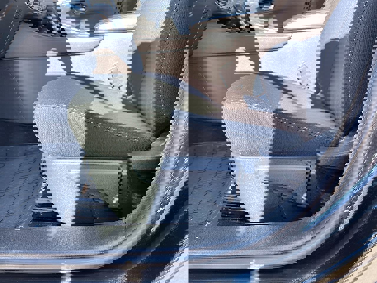 Used 2023 Nissan Sentra SV image 18