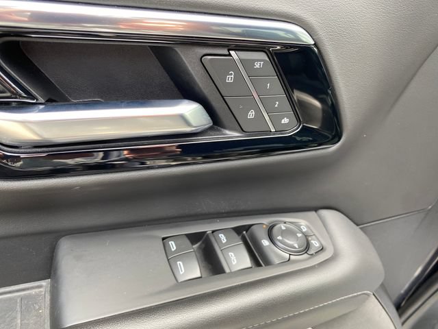 Certified 2025 Chevrolet Tahoe LT AWD/4WD image 17