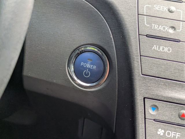 Used 2012 Toyota Prius Three FWD image 27