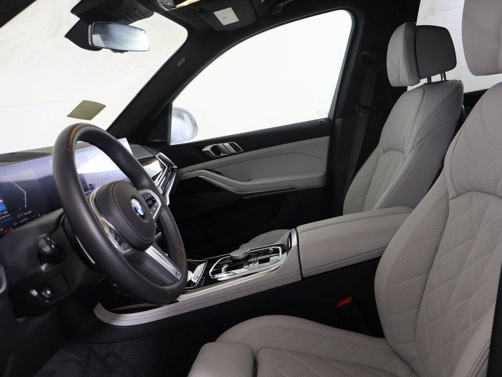 Used 2026 BMW X7 xDrive40i w/ M Sport Package image 22