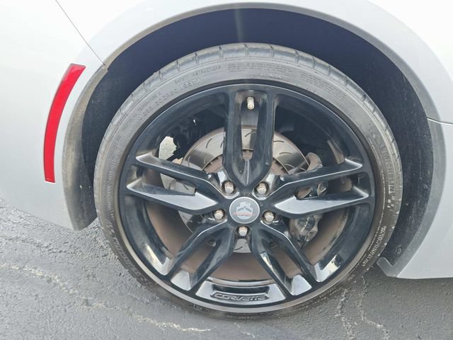 Used 2017 Chevrolet Corvette Stingray Coupe RWD image 11